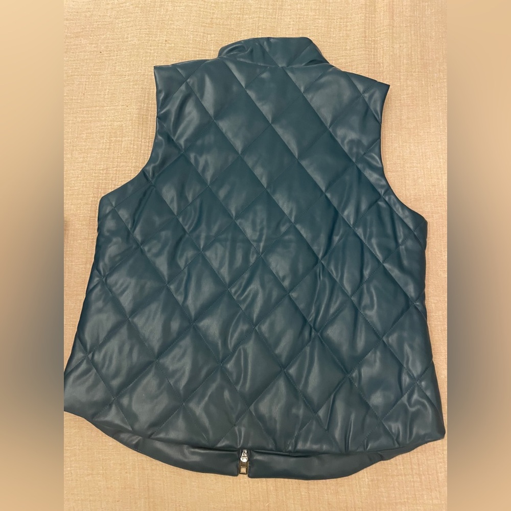 Chico’s Quilted Faux Leather Vest Dark Teal Luxe Layering Piece 12 - Picture 6 of 7